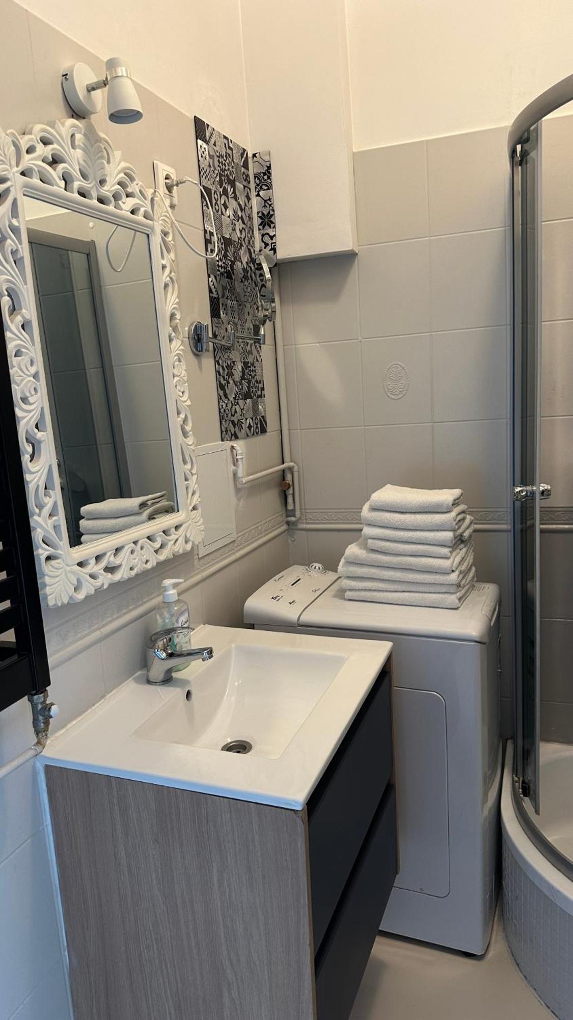 זיילונה גאורה Apartamenty Sofija Deluxe Centrum מראה חיצוני תמונה