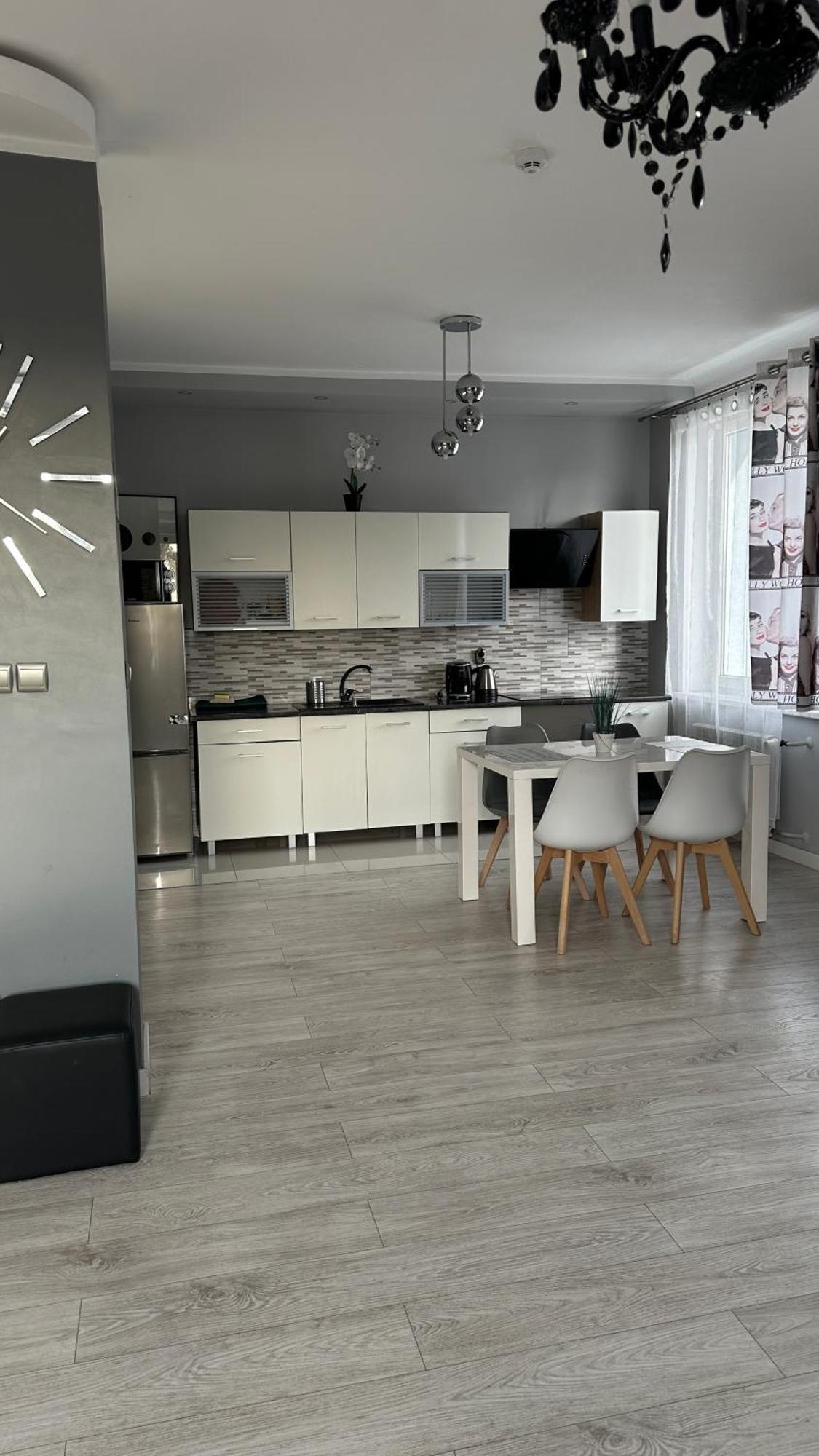 זיילונה גאורה Apartamenty Sofija Deluxe Centrum מראה חיצוני תמונה